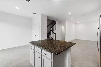 1124 Lakeshore Breeze Place, Kissimmee, FL 34747 - Photo 6