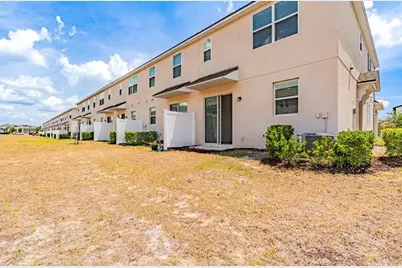 1124 Lakeshore Breeze Place, Kissimmee, FL 34747 - Photo 8