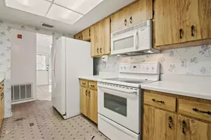 914 Sun Key Ct, Sun City Center, FL 33573 - Photo 18