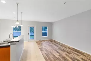 2064 Cypress Bay Blvd, Kissimmee, FL 34743 - Photo 8