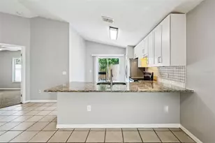 5235 Florida Holly Dr, Orlando, FL 32811 - Photo 4