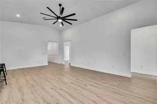 6589 Freeport Dr, Spring Hill, FL 34608 - Photo 14