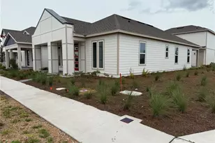 2949 Sailhouse Dr, Saint Cloud, FL 34771 - Photo 2