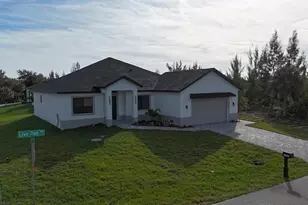 10426 Live Oak Rd, Port Charlotte, FL 33981 - Photo 4