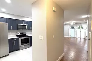 4815 Walden Cir, Orlando, FL 32811 - Photo 2