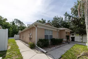 298 Hammock Ct, Davenport, FL 33896 - Photo 2
