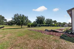 24215 Weldon Dr, Eustis, FL 32736 - Photo 42