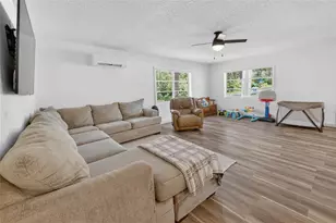 529 E Gottsche Ave, Eustis, FL 32726 - Photo 8