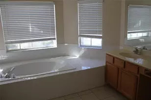 4352 Fox Glen Loop, Kissimmee, FL 34746 - Photo 20