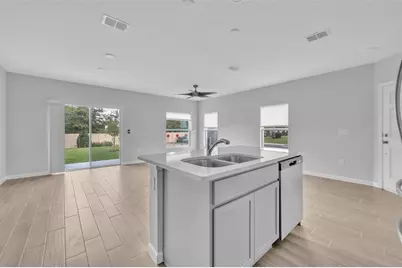 2827 Narcoossee Commons Way, Saint Cloud, FL 34771 - Photo 12