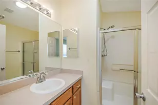 2454 Southern Oak St, The Villages, FL 32162 - Photo 28