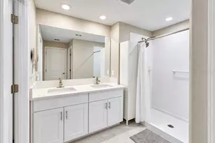 7111 Amelia Cove Ct, Sun City Center, FL 33573 - Photo 16