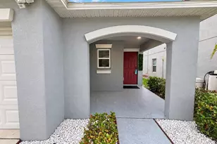 7111 Amelia Cove Ct, Sun City Center, FL 33573 - Photo 6