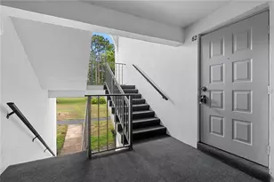 8203 Sun Spring Cir, Orlando, FL 32825 - Photo 2