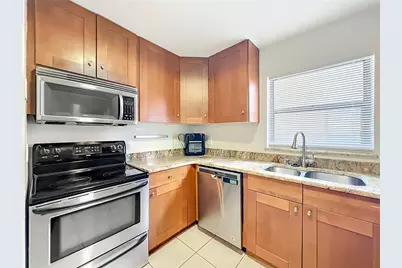 1050 Abell Circle, Oviedo, FL 32765 - Photo 14