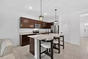 567 Mangrove Shade Cir, Apollo Beach, FL 33572 - Photo 14