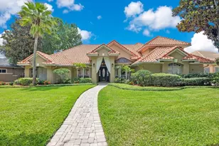 7718 Debeaubien Dr, Orlando, FL 32835 - Photo 2