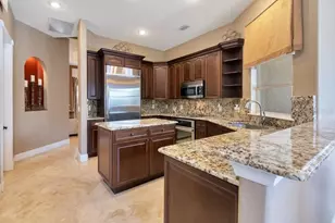 7718 Debeaubien Dr, Orlando, FL 32835 - Photo 18