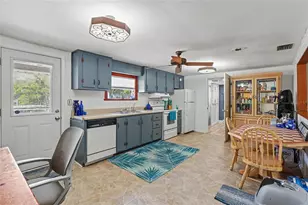 44216 Lake Mack Dr, Deland, FL 32720 - Photo 2
