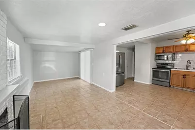 7062 47th Street N, Pinellas Park, FL 33781 - Photo 6