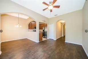 16432 Cedar Crest Dr, Orlando, FL 32828 - Photo 2