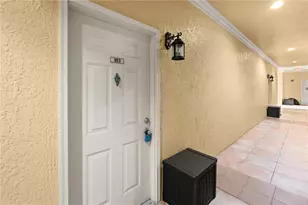 4307 Bayside Village Dr, Tampa, FL 33615 - Photo 4