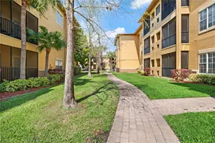 4307 Bayside Village Dr, Tampa, FL 33615 - Photo 2