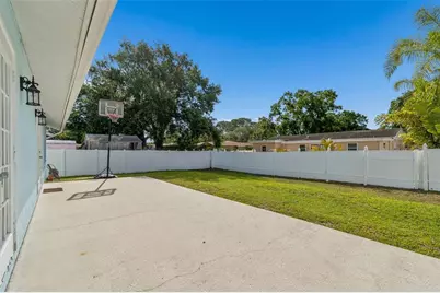 1898 76th Place N, Saint Petersburg, FL 33702 - Photo 22