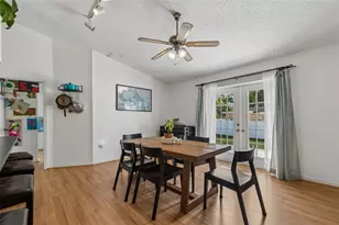 1898 76th Pl N, Saint Petersburg, FL 33702 - Photo 12