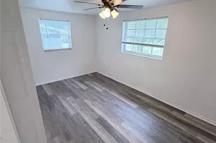 21377 Campbell Dr, Brooksville, FL 34601 - Photo 10