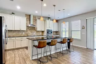 2241 Riverglen Ct, Kissimmee, FL 34746 - Photo 10