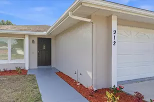 912 E Heron Cir, Winter Haven, FL 33884 - Photo 1