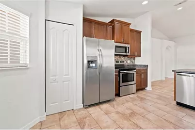 650 Hidden Lakes Court, Haines City, FL 33844 - Photo 14