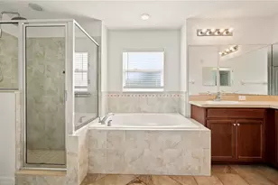 650 Hidden Lakes Ct, Haines City, FL 33844 - Photo 22