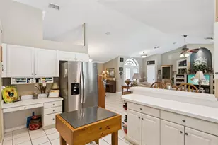 390 Smith St, Oviedo, FL 32765 - Photo 14