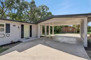 1310 Lee Ct, Leesburg, FL 34748 - Photo 4