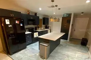 6338 51st Ave N, Saint Petersburg, FL 33709 - Photo 2