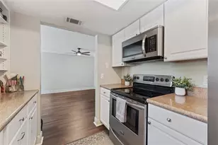 4310 Lakeway Dr, Orlando, FL 32839 - Photo 6