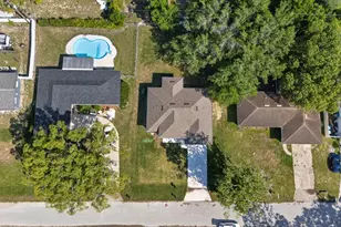 922 N Fairbairn Dr, Deltona, FL 32725 - Photo 6