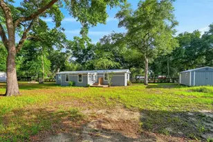23939 NE 121st Ln, Salt Springs, FL 32134 - Photo 1