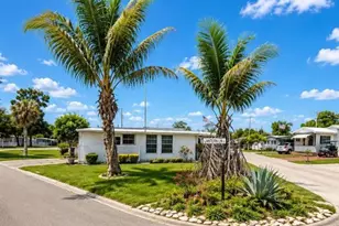 102 Lantern Pl, North Fort Myers, FL 33917 - Photo 2