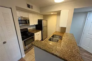 5128 Conroy Rd, Orlando, FL 32811 - Photo 6