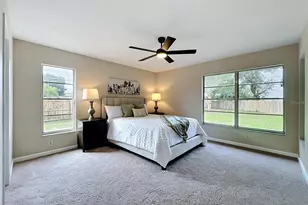 7672 Telford Ct, Orlando, FL 32818 - Photo 8