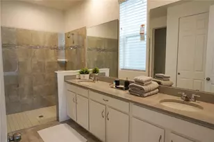 8914 Caroline Bay Ct, Kissimmee, FL 34747 - Photo 14