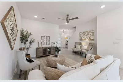 1070 Spring Palms Loop, Orlando, FL 32828 - Photo 2