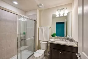 806 Paradise Dr, Davenport, FL 33897 - Photo 32