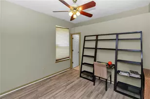 1105 Twin Oaks Cir, Oviedo, FL 32765 - Photo 10