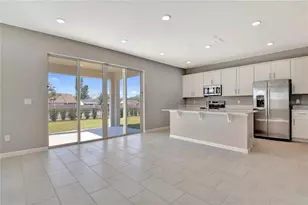 560 Summit River Dr, Apopka, FL 32712 - Photo 4