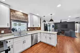 1523 Eastin Ave, Orlando, FL 32804 - Photo 22