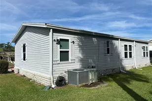 3945 N Citrus Cir, Zellwood, FL 32798 - Photo 2
